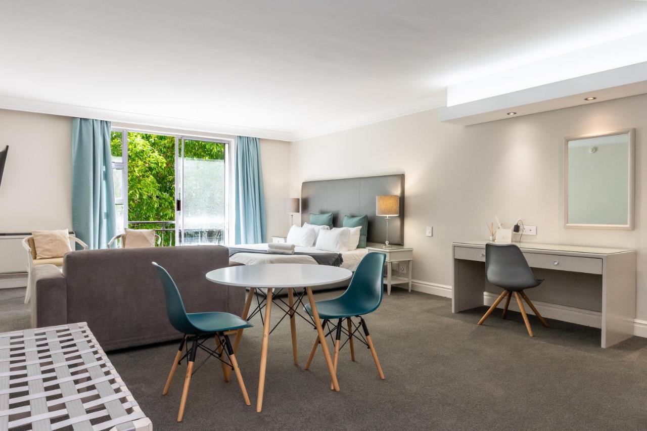Trendy Apartment In Thibault Square City Centre เคปทาวน์ ภายนอก รูปภาพ